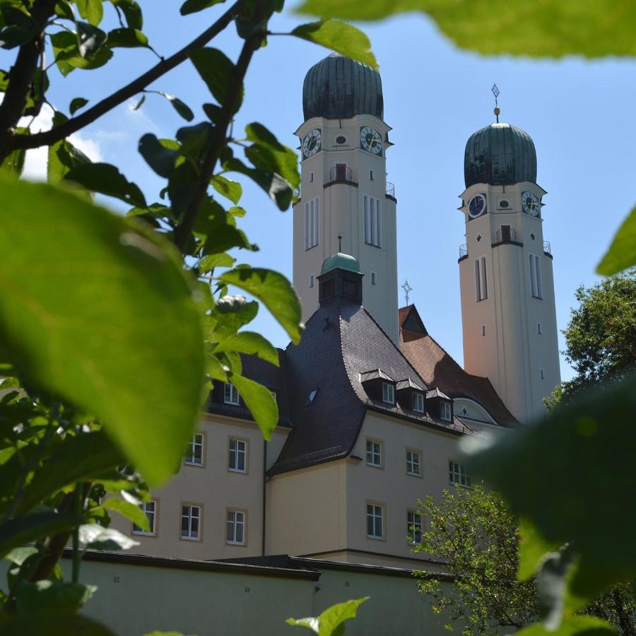 Gaestehaus Schweiklberg Vilshofen an der Donau Eksteriør billede
