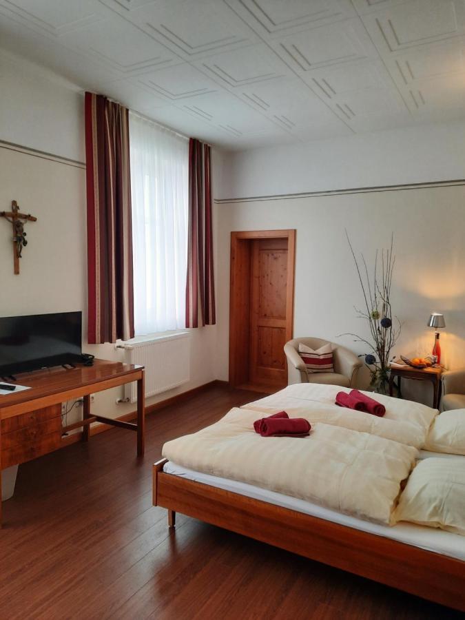 Gaestehaus Schweiklberg Vilshofen an der Donau Eksteriør billede